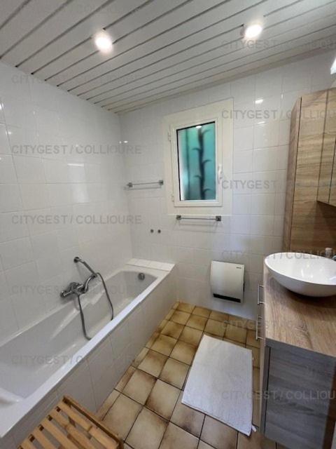 6AMB38-Villa avec terrasse dans résidence avec piscine commune Collioure Extérieur photo